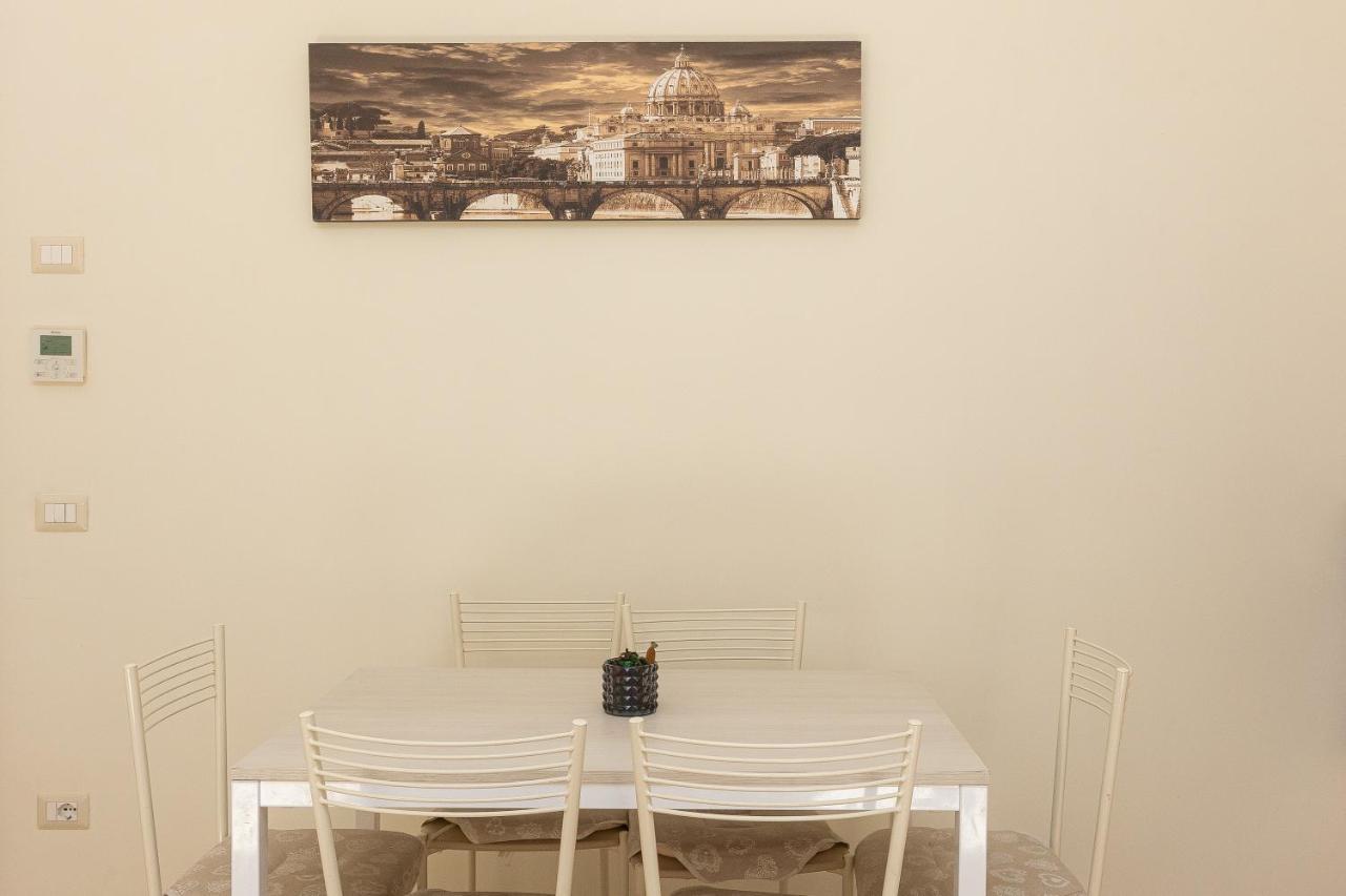Vatican Museum By Rental In Rome Buitenkant foto
